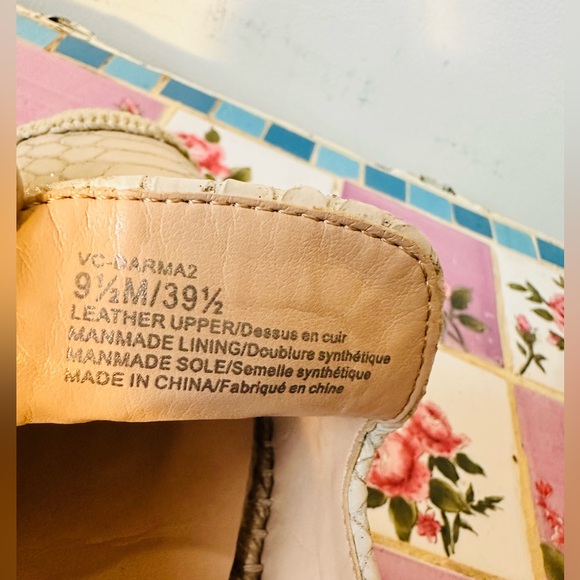 Vince Camuto Cream Textured Leather Snake Print Neutral Flats Espadrilles 9.5 - Picture 6 of 6